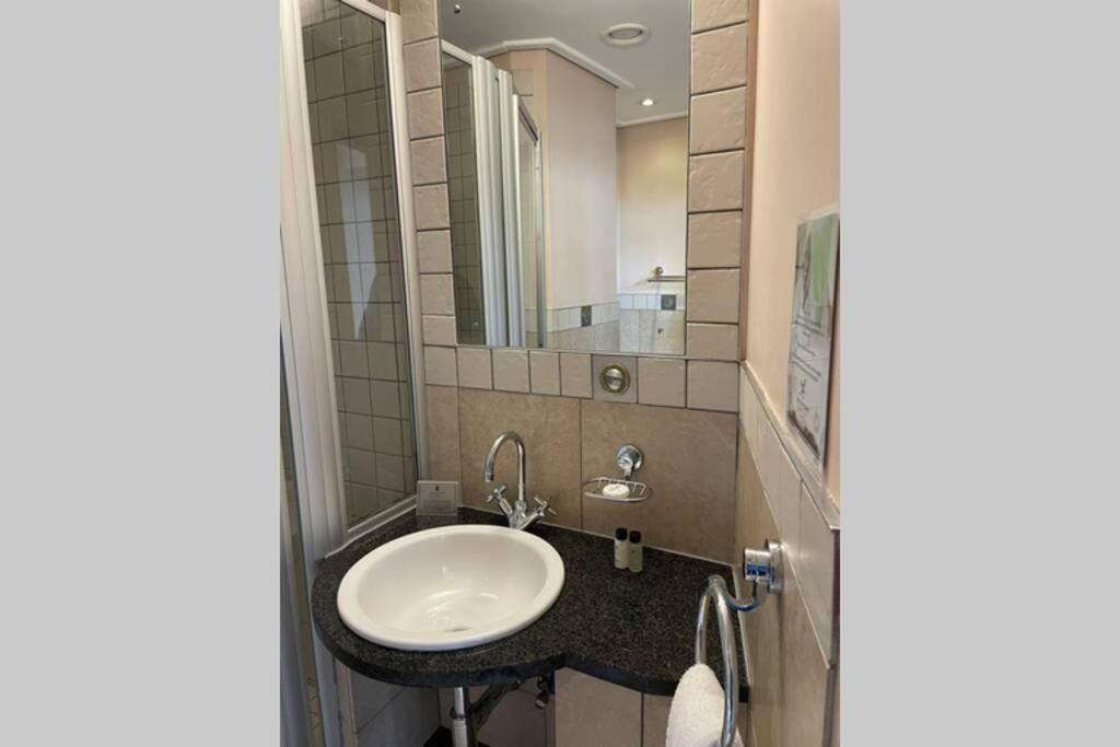 Cool & Easy Flat In The Heart Of Marshalltown Johannesburg Luaran gambar